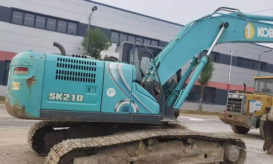 Купить Kobelco SK210 Подержанный Экскаватор