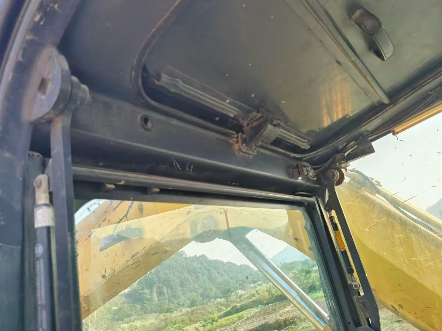 Купить Подержанный Экскаватор Komatsu PC70-8 / 5