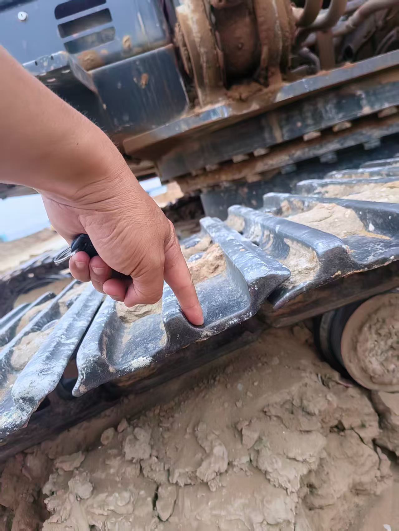 Купить Подержанный Экскаватор Hitachi EX330 / 4