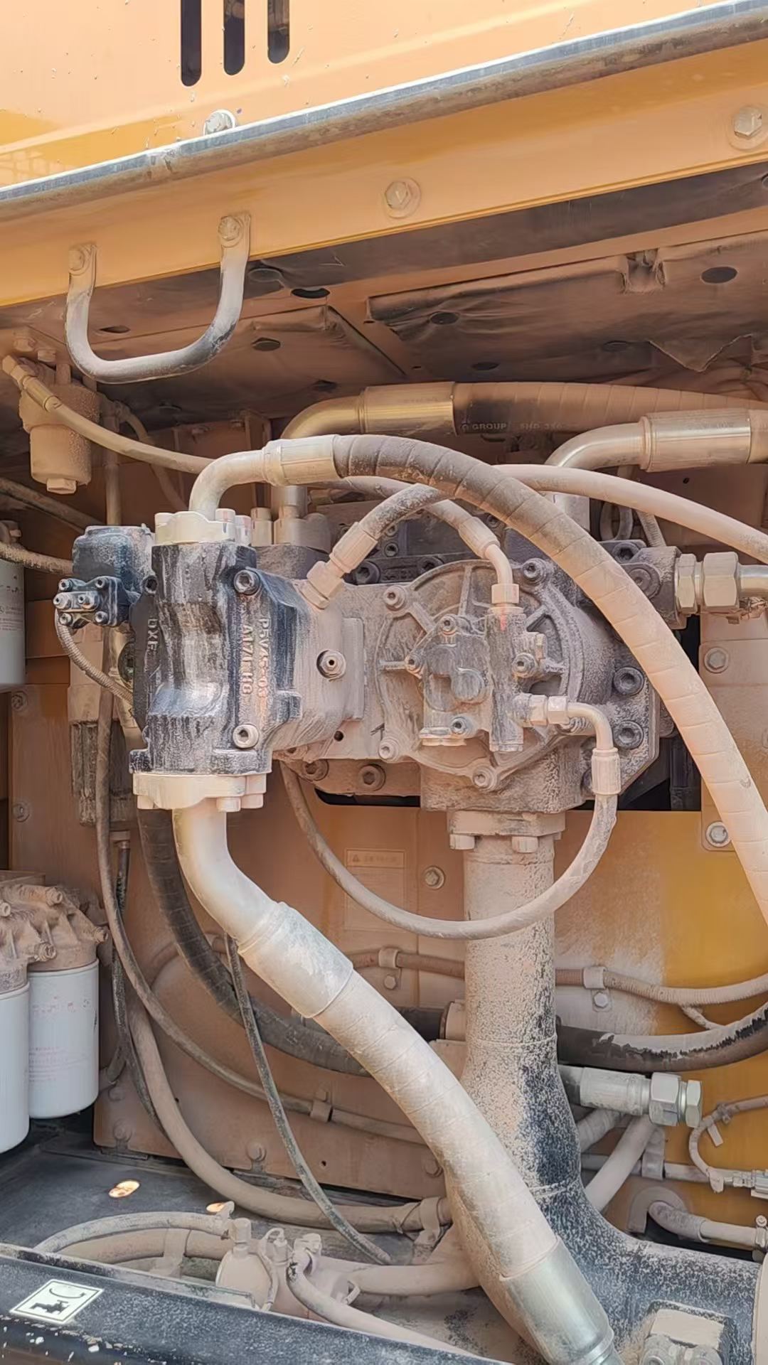 Купить Подержанный Экскаватор Sany SY550H / 3