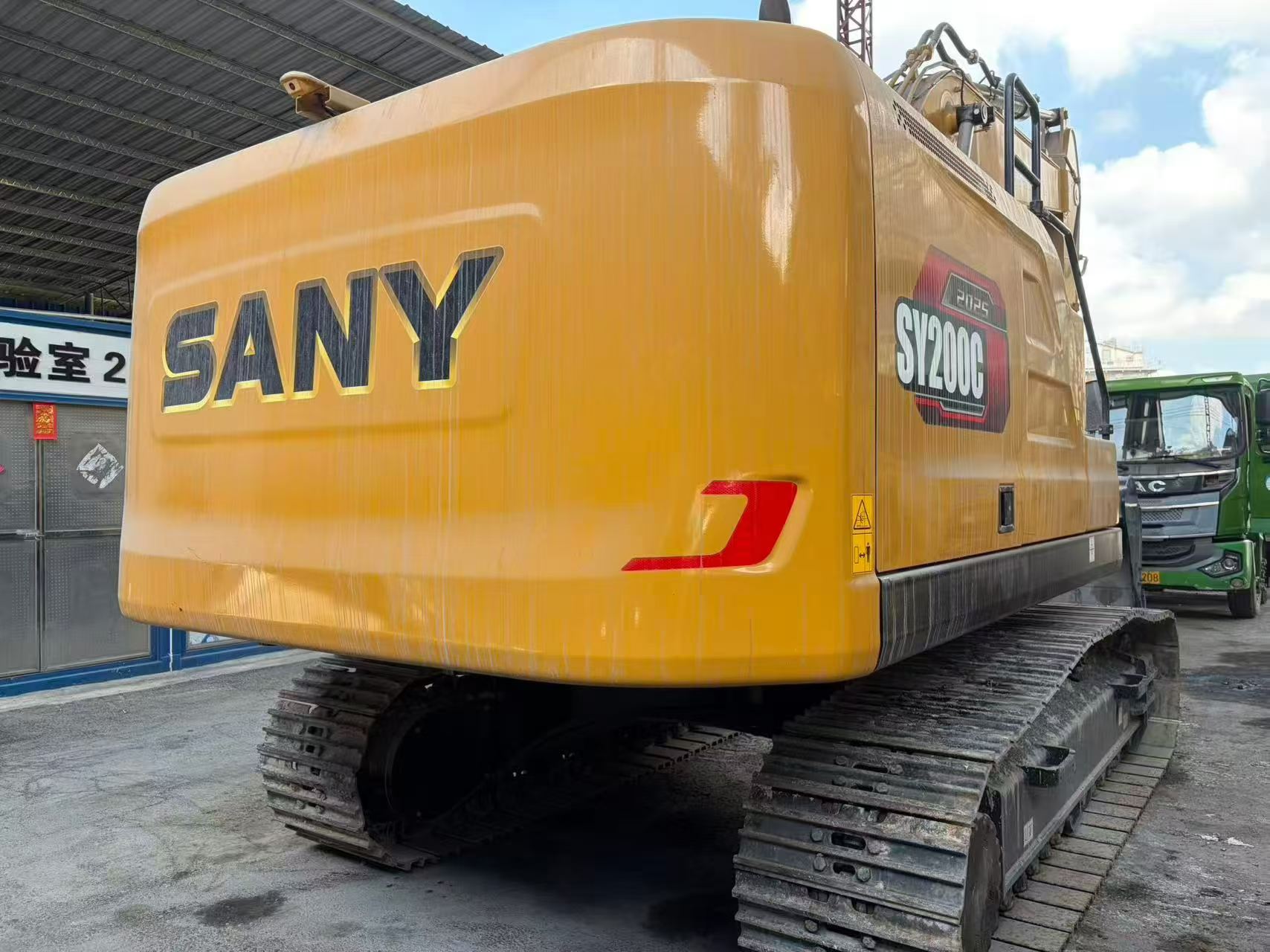 Купить Подержанный Экскаватор Sany SY200C / 2