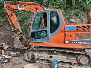Comprar Doosan DX120 Usado Escavadeira Comprar Doosan DX120 Usado Escavadeira