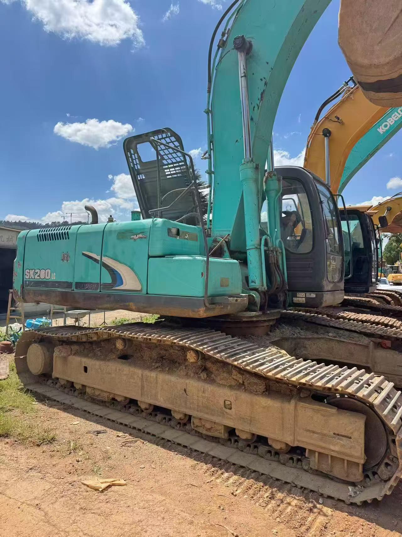Buy Kobelco SK260 Used Excavator