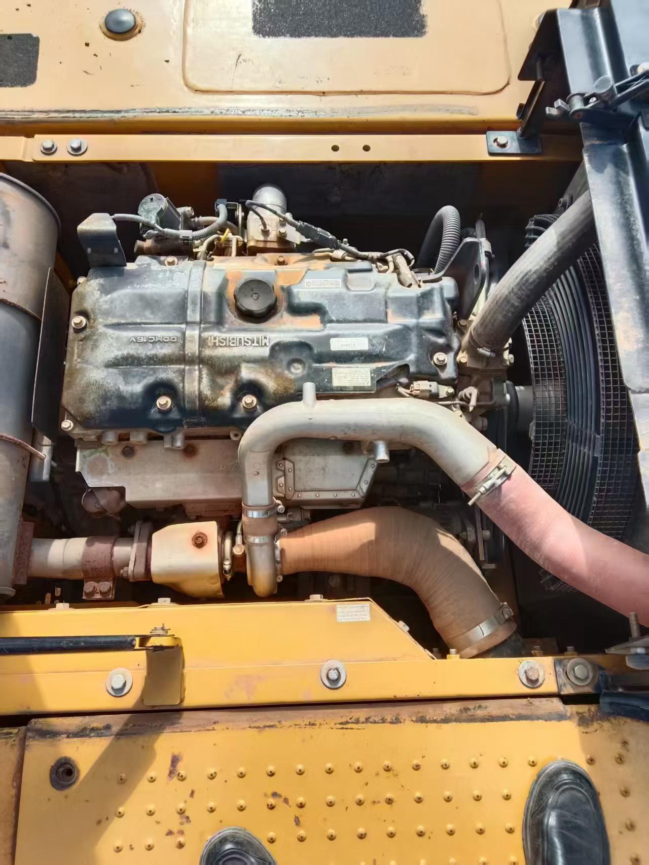 شراء حفارة Sany SY205C مستعملة / 9