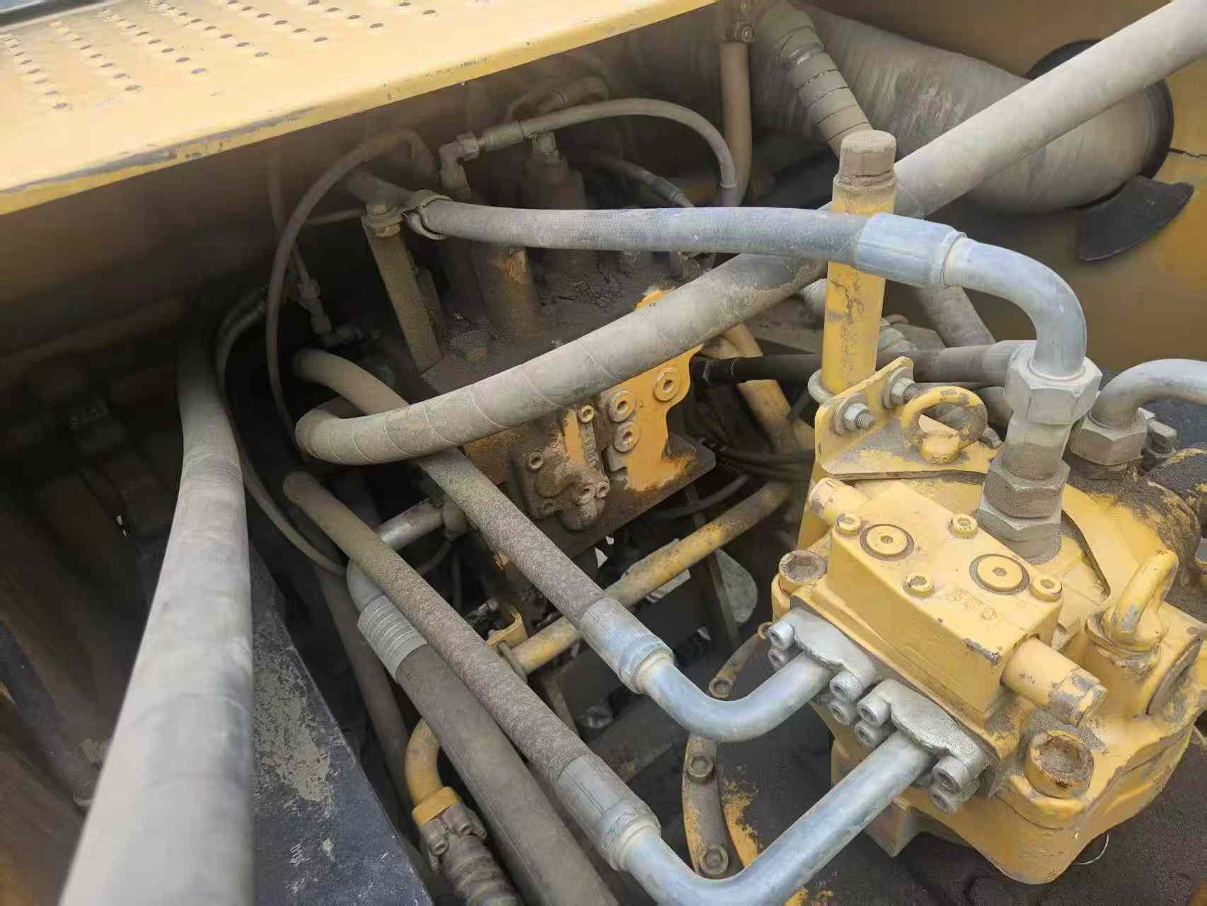 Buy Sany SY305H Used Excavator / 4 Buy Sany SY305H Used Excavator / 4