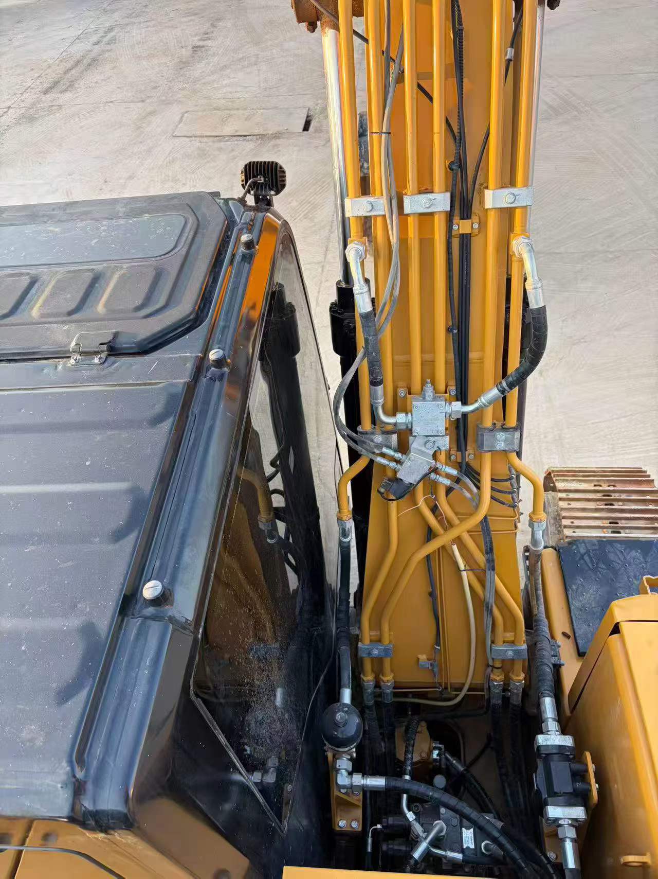 Купить Подержанный Экскаватор Sany SY135 / 8