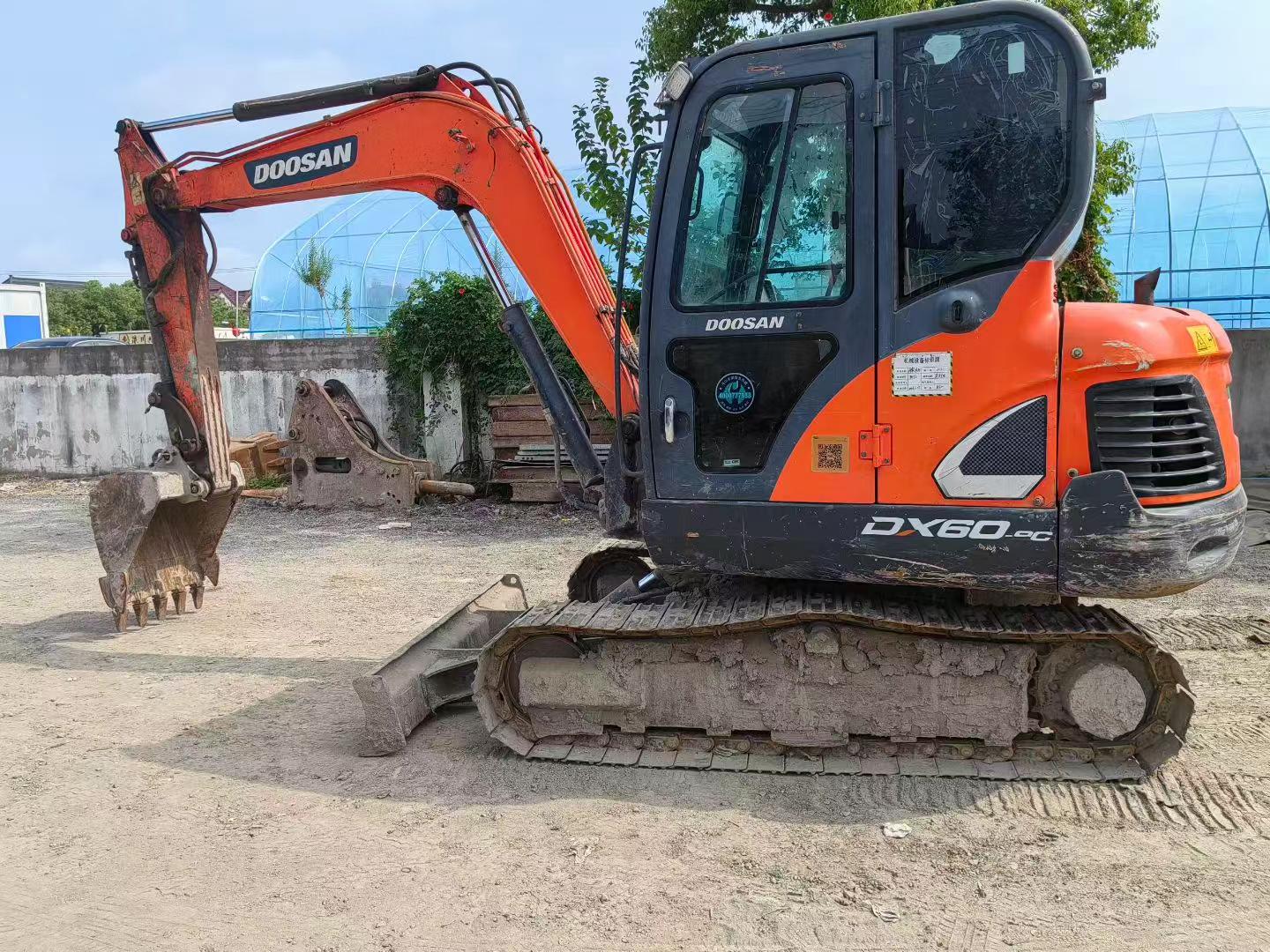 Compre Escavadeira Doosan DH55-7 Usada / 3