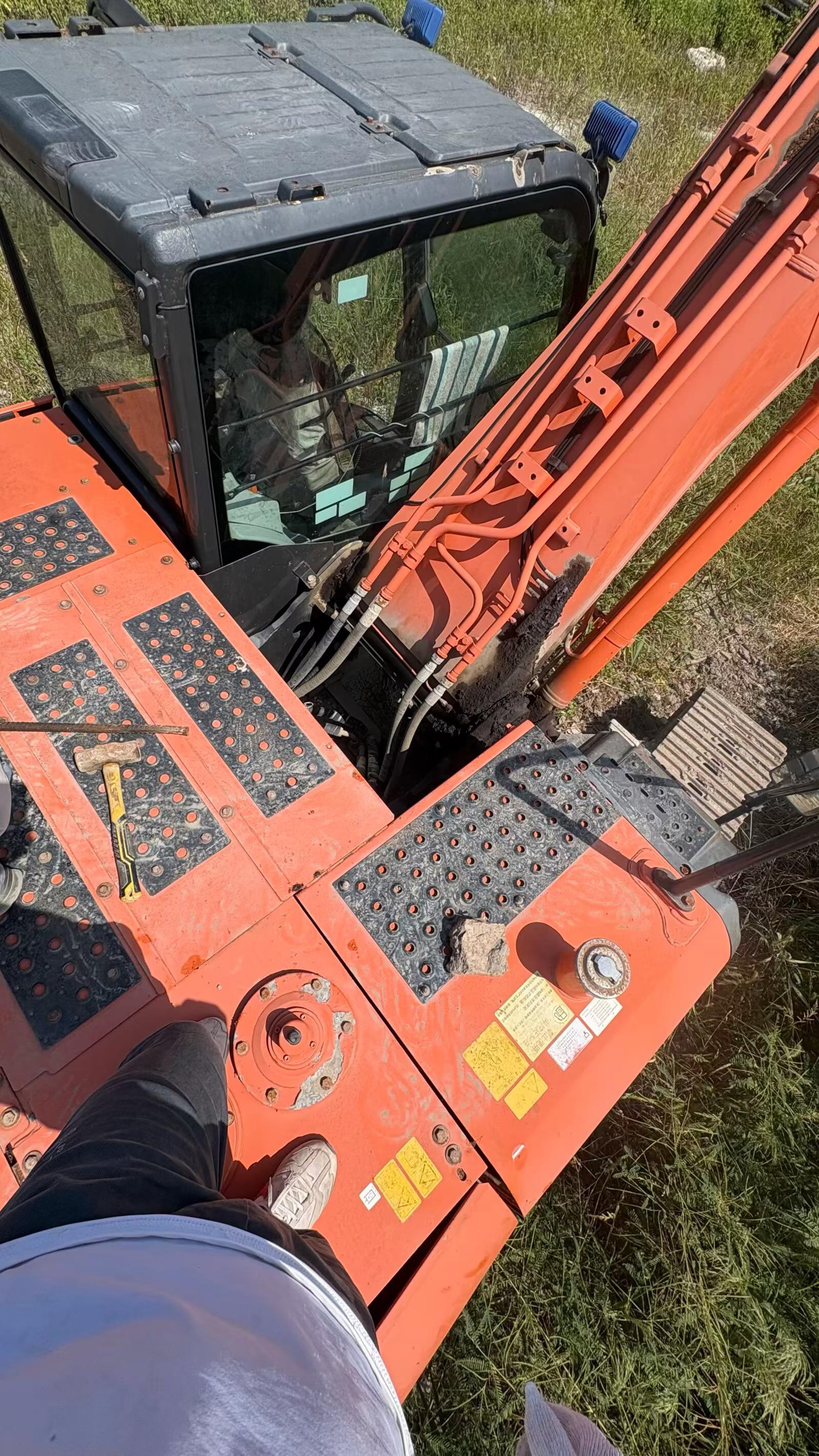 Купить Подержанный Экскаватор Hitachi ZX260-3G / 3