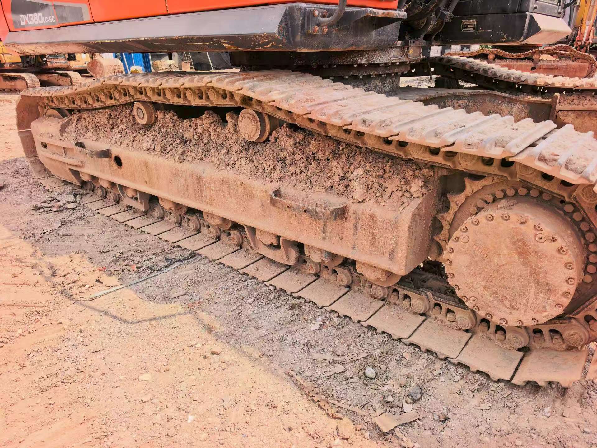 Compre Excavadora Doosan DX380LC-5 Usada / 7