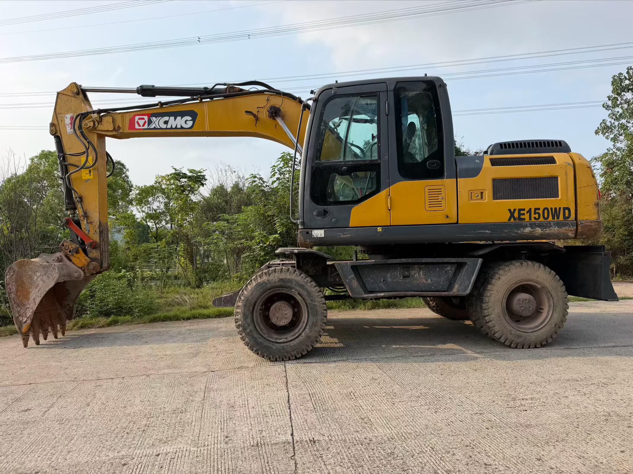 Acheter XCMG XE150 D'occasion Pelle