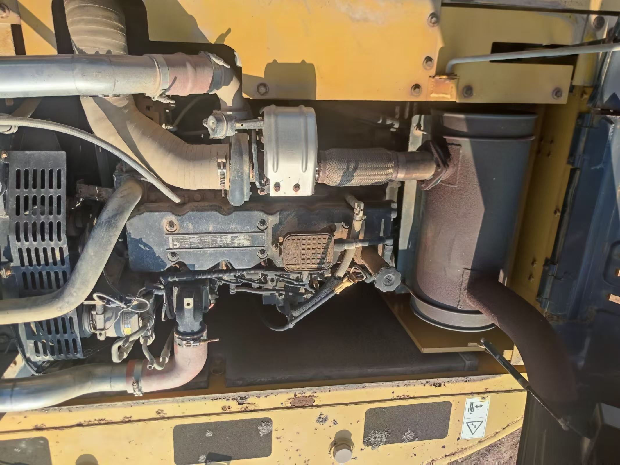 Compre Excavadora XCMG XE215 Usada / 6