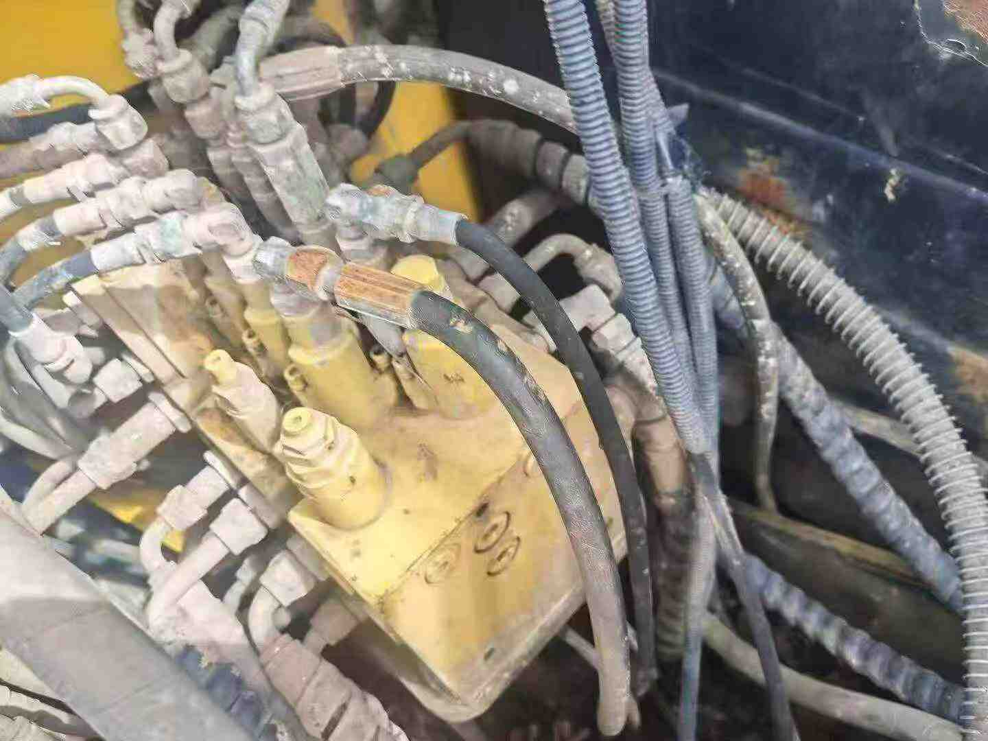 Compre Excavadora Hyundai R80-7 Usada / 2