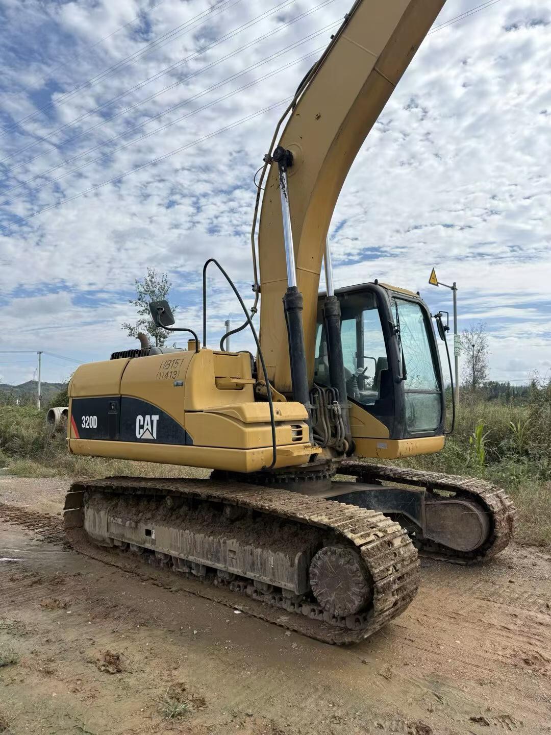 Buy Caterpillar 320A Used Excavator / 4 Buy Caterpillar 320A Used Excavator / 4
