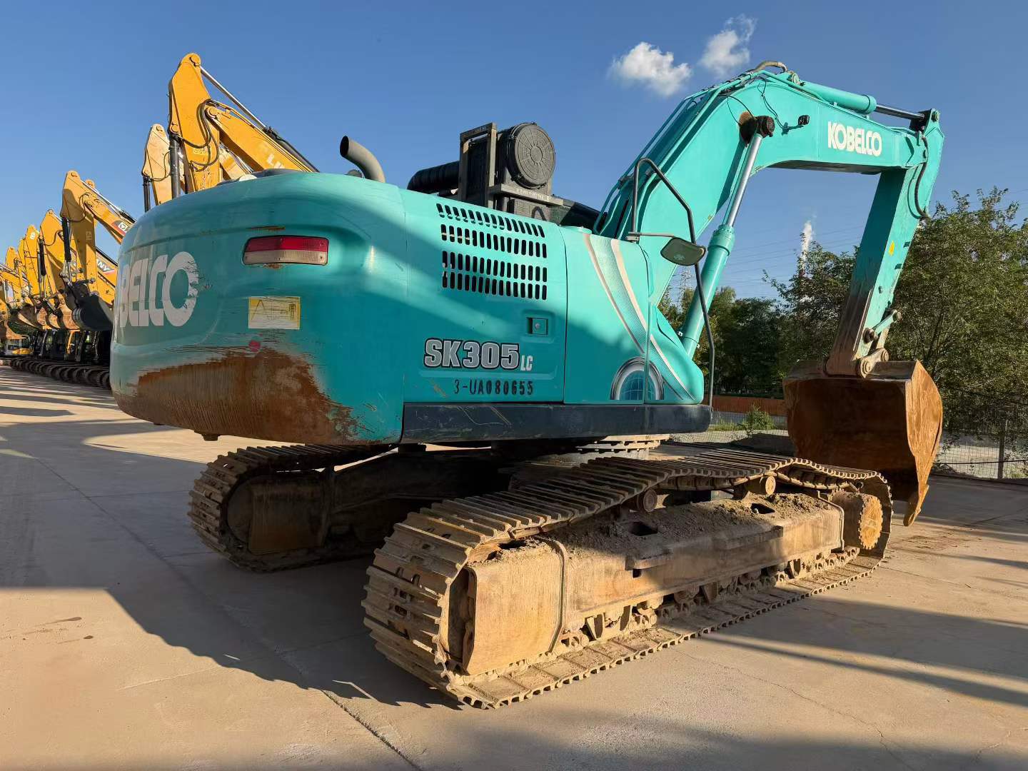 Buy Kobelco SK305LC-10 SuperX Used Excavator / 3 Buy Kobelco SK305LC-10 SuperX Used Excavator / 3