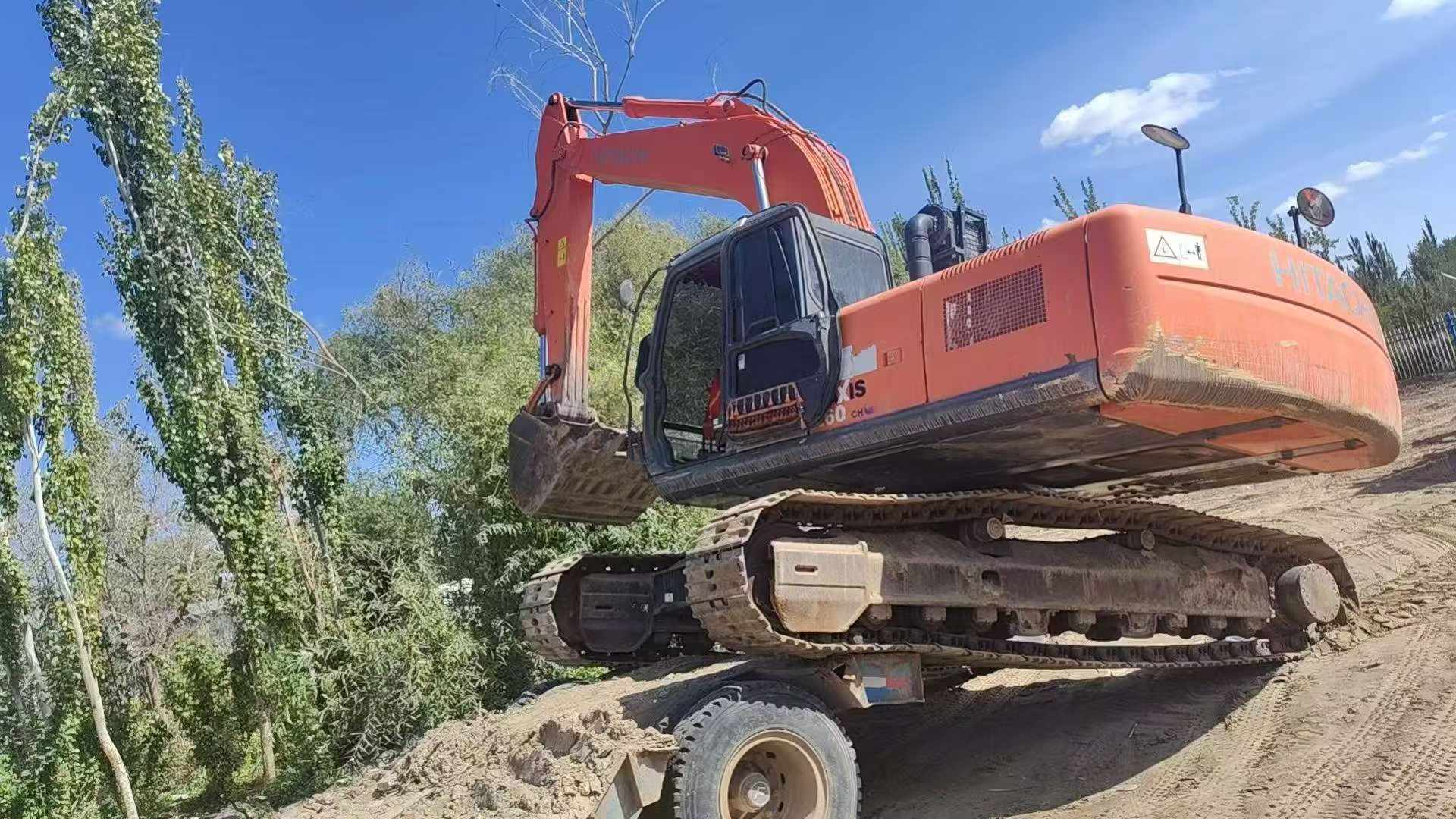 Купить Подержанный Экскаватор Hitachi ZX260-3G / 3 Купить Подержанный Экскаватор Hitachi ZX260-3G / 3