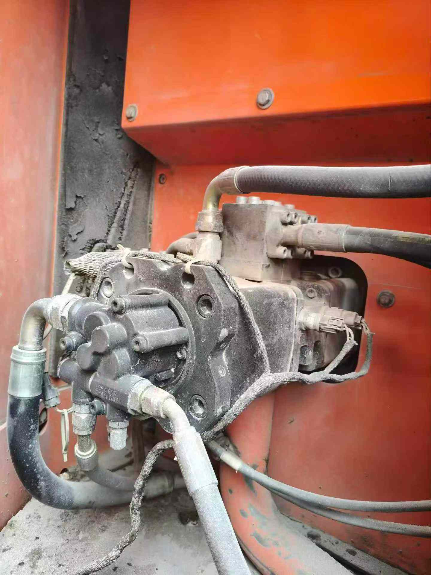 Купить Подержанный Экскаватор Doosan DX120-9C / 9