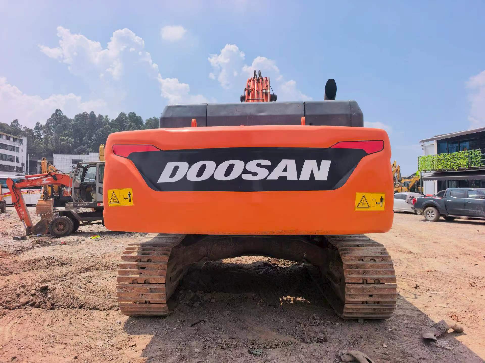 Compre Excavadora Doosan DX380LC-5 Usada / 3