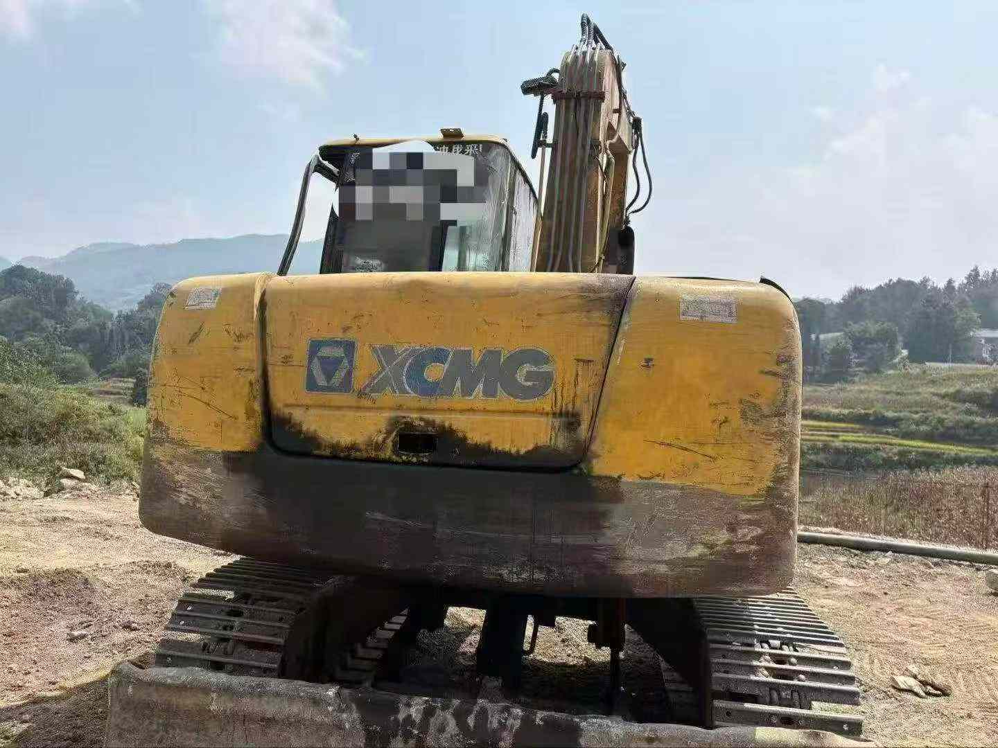 Compre Excavadora XCMG XE85C Usada / 4