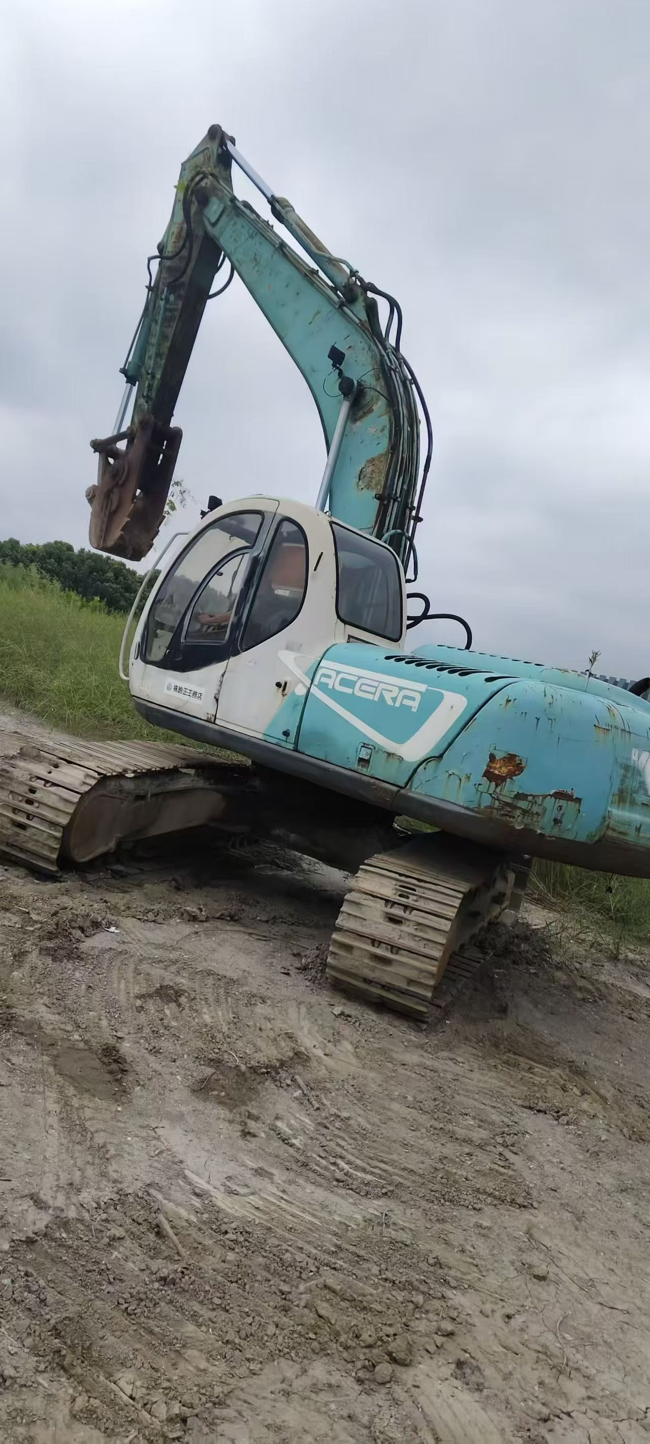 شراء حفارة Kobelco SK200 مستعملة / 5