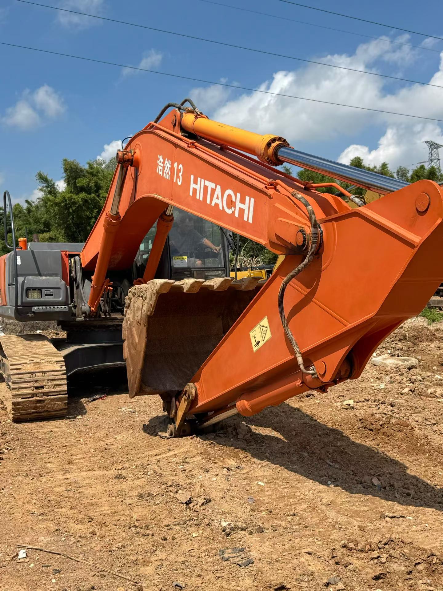 Buy Hitachi ZX240 Used Excavator / 4