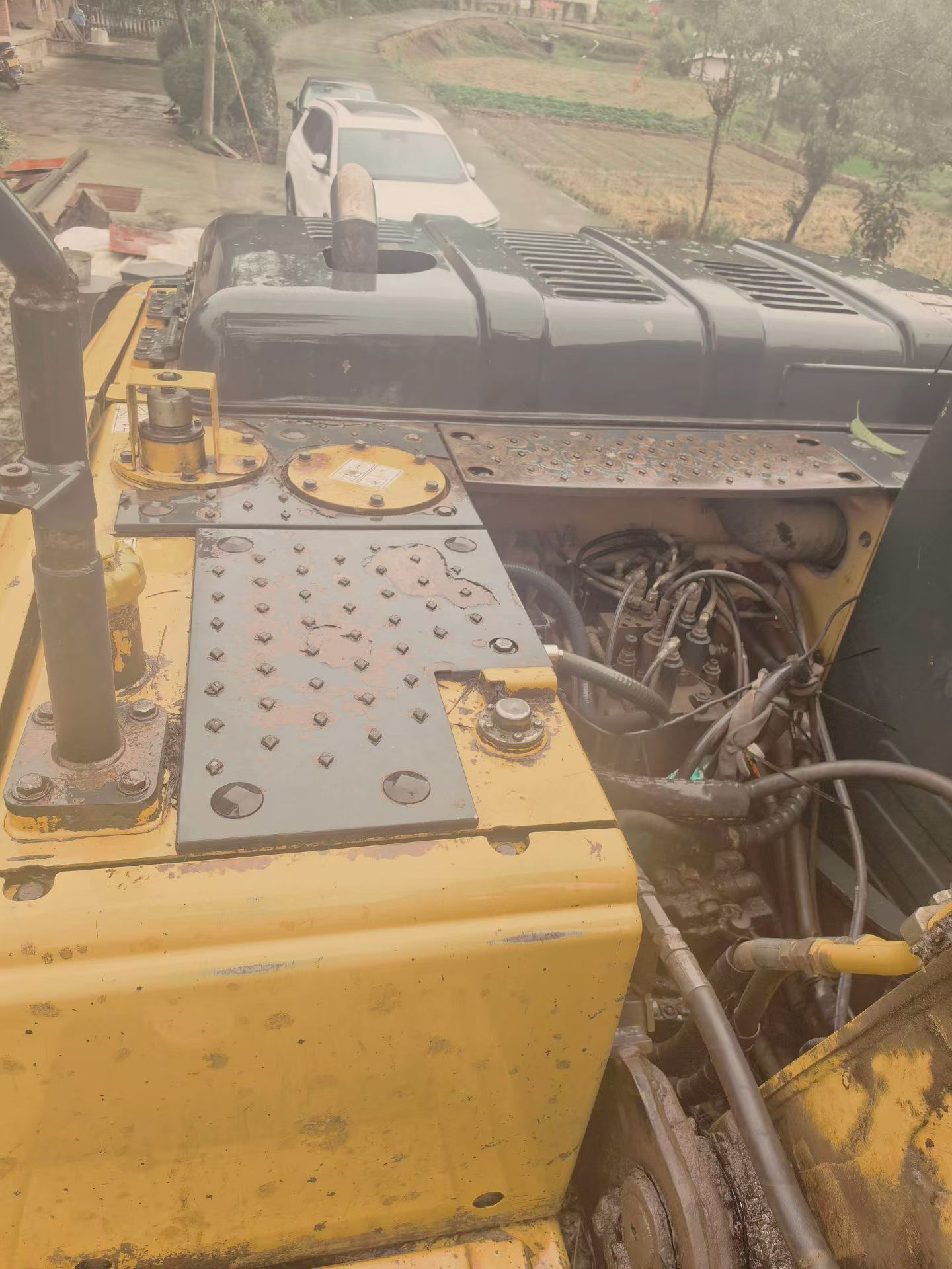 Compre Excavadora Hyundai R130W Usada / 8