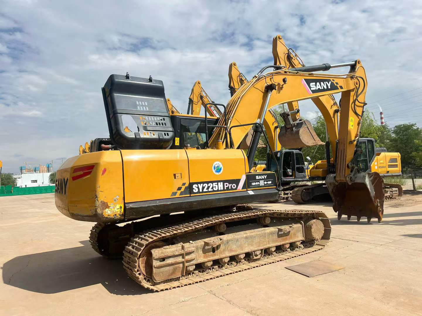 Купить Подержанный Экскаватор Sany SY225H / 3