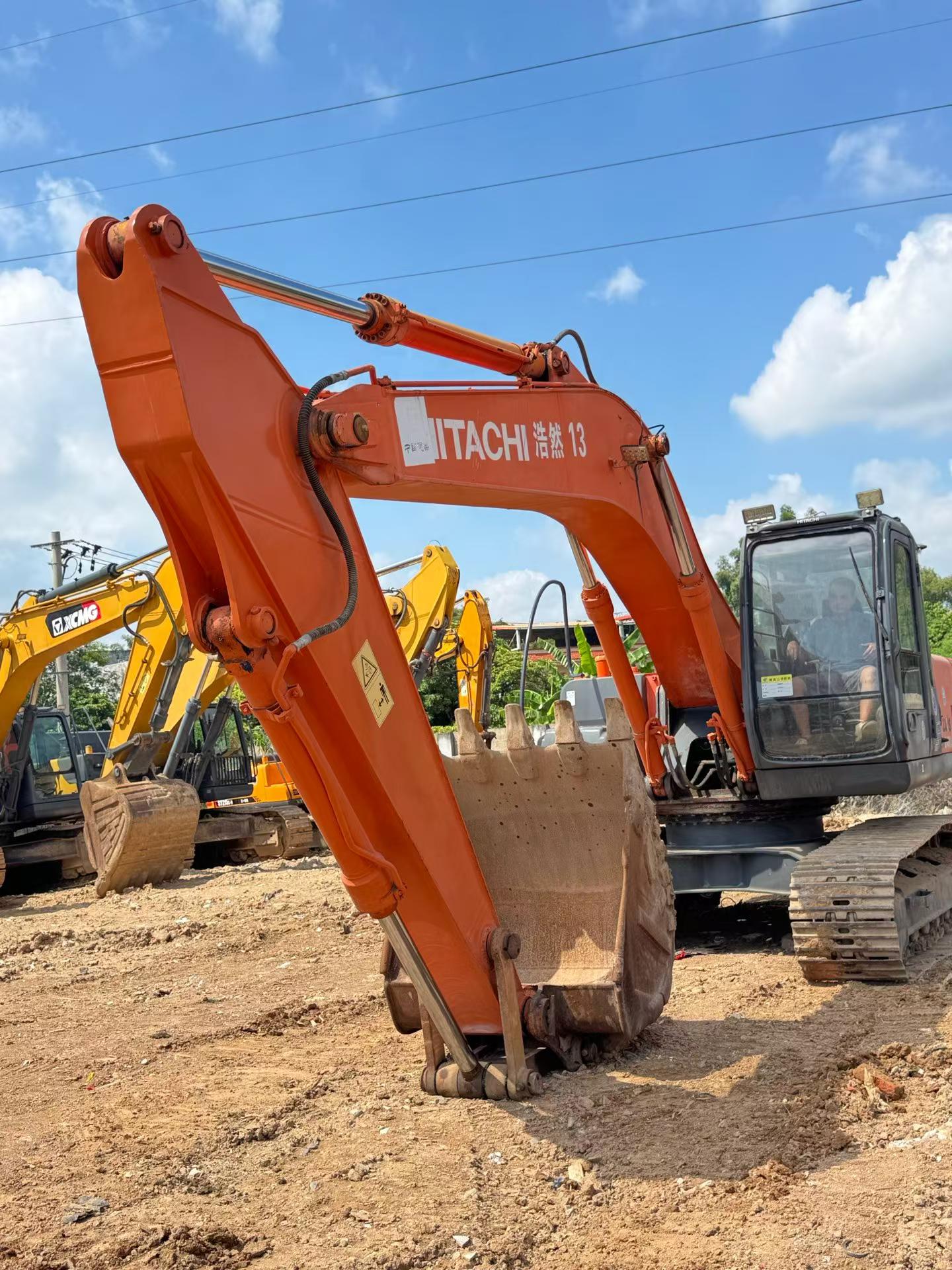 Buy Hitachi ZX240 Used Excavator / 6