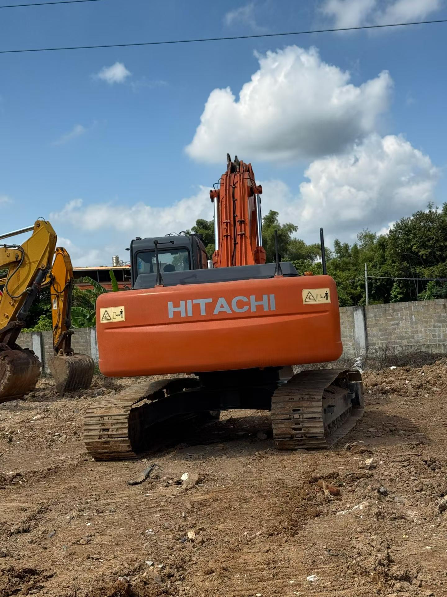 Buy Hitachi ZX240 Used Excavator / 9