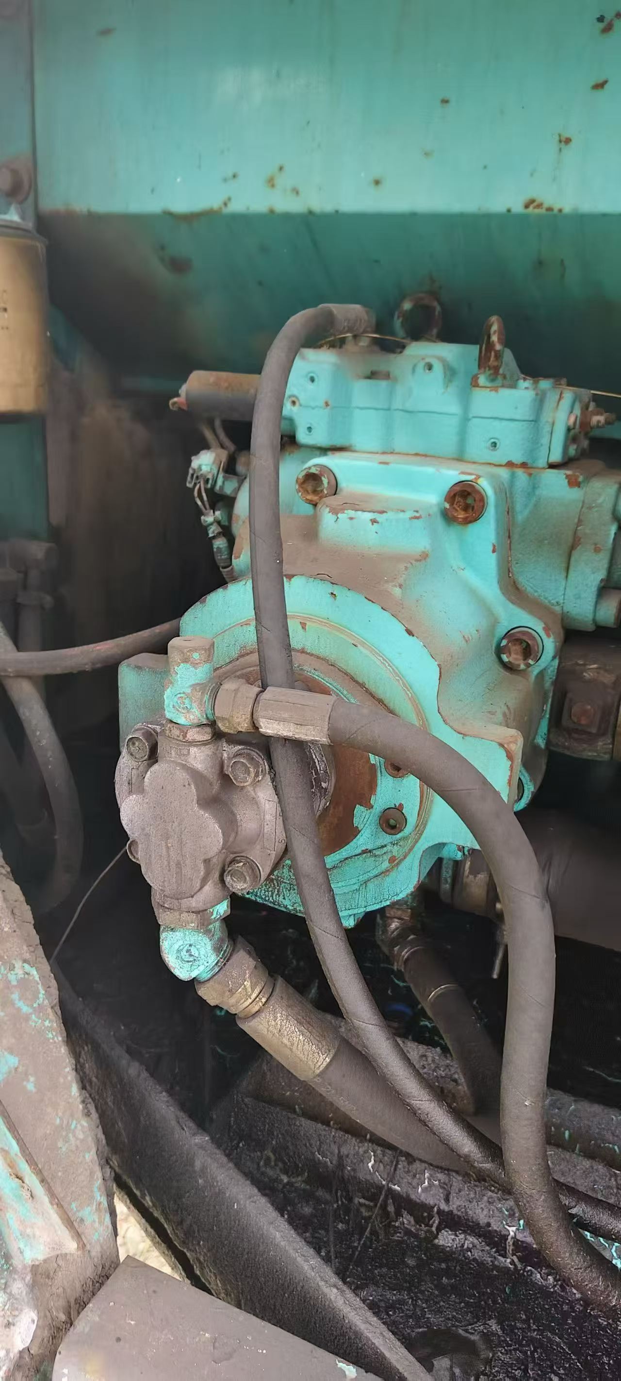 شراء حفارة Kobelco SK200 مستعملة / 3
