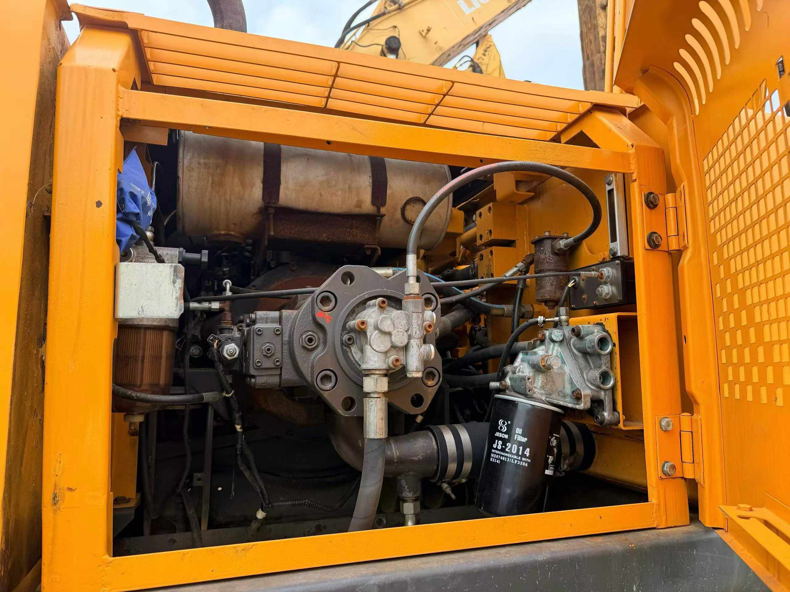 Buy Sany SY215C Used Excavator / 5 Buy Sany SY215C Used Excavator / 5