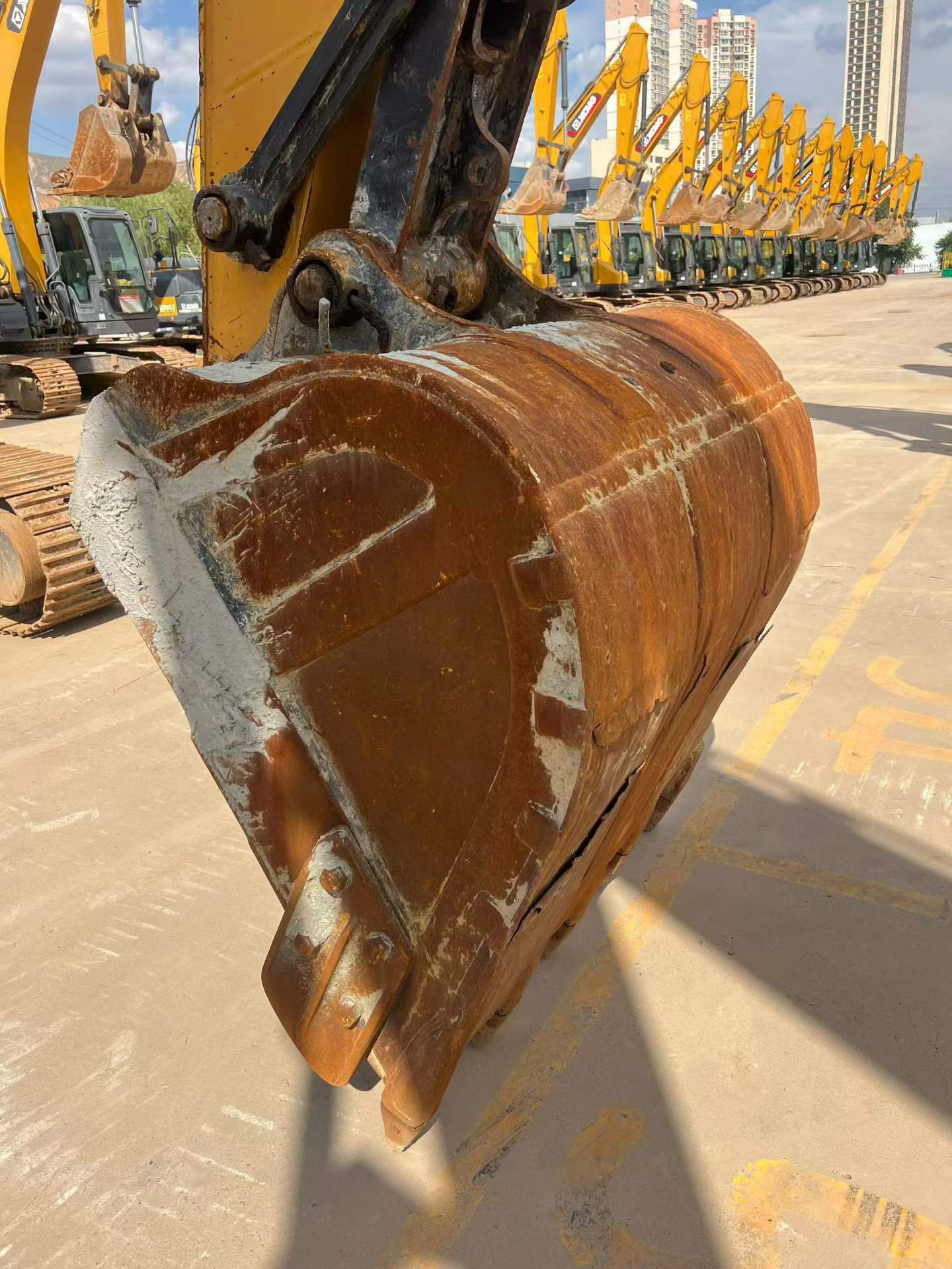 Купить Подержанный Экскаватор Sany SY225H / 8