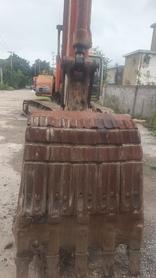 Compre Excavadora Hitachi EX200 Usada / 3 Compre Excavadora Hitachi EX200 Usada / 3