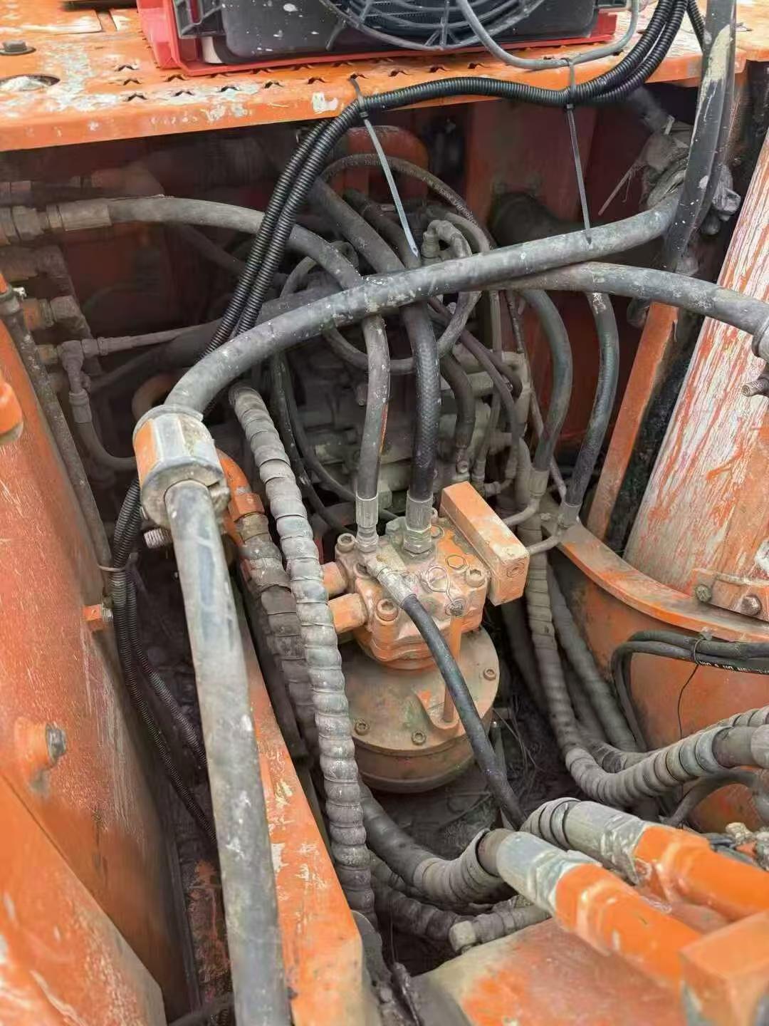 Compre Escavadeira Doosan DX120 Usada / 4