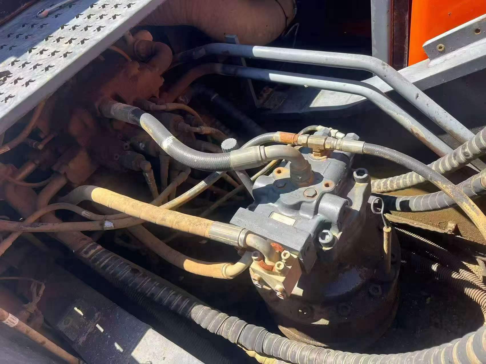 Compre Excavadora Doosan S300 Usada / 6