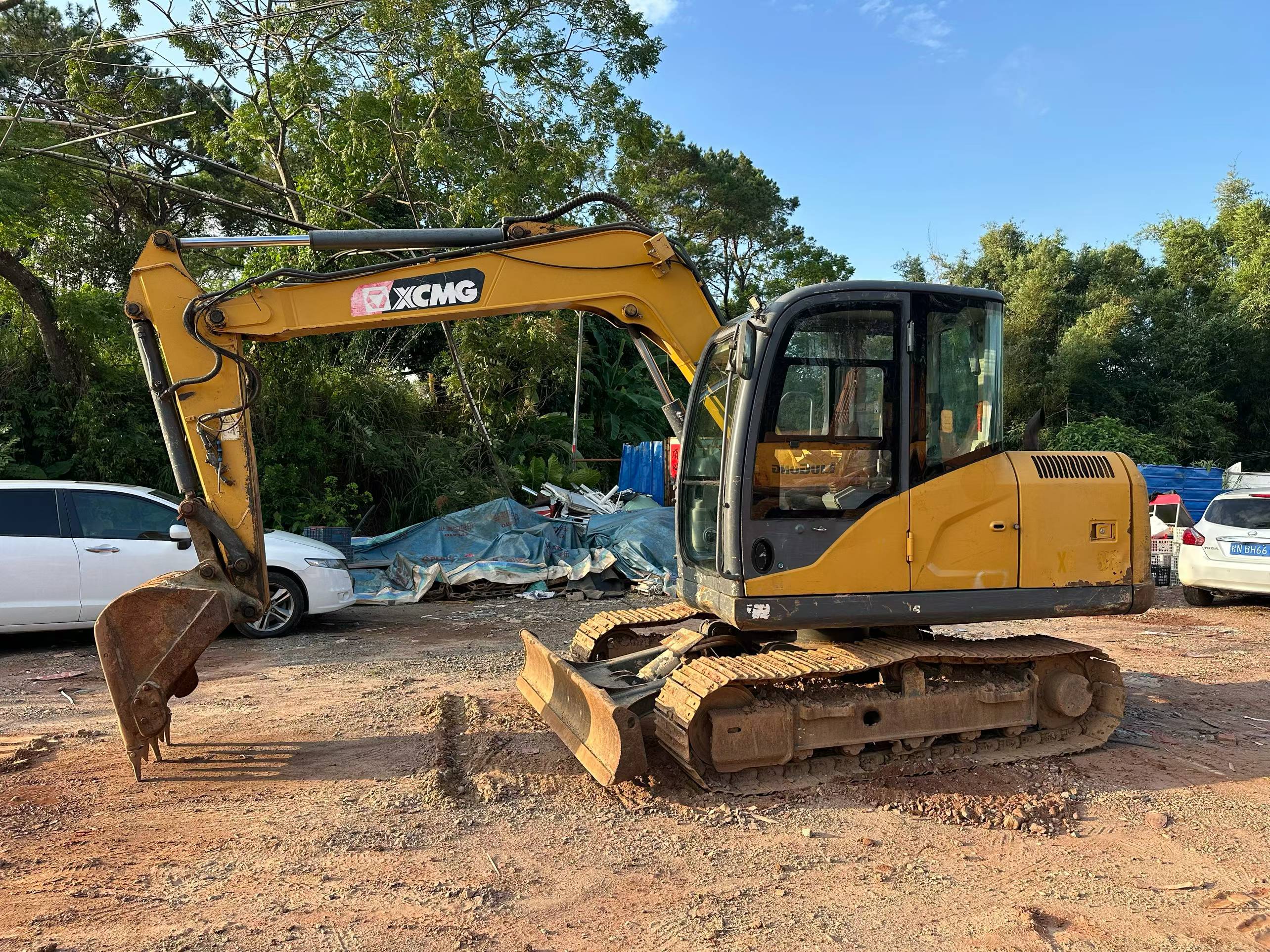 شراء XCMG XE75C مستعمل حفارة