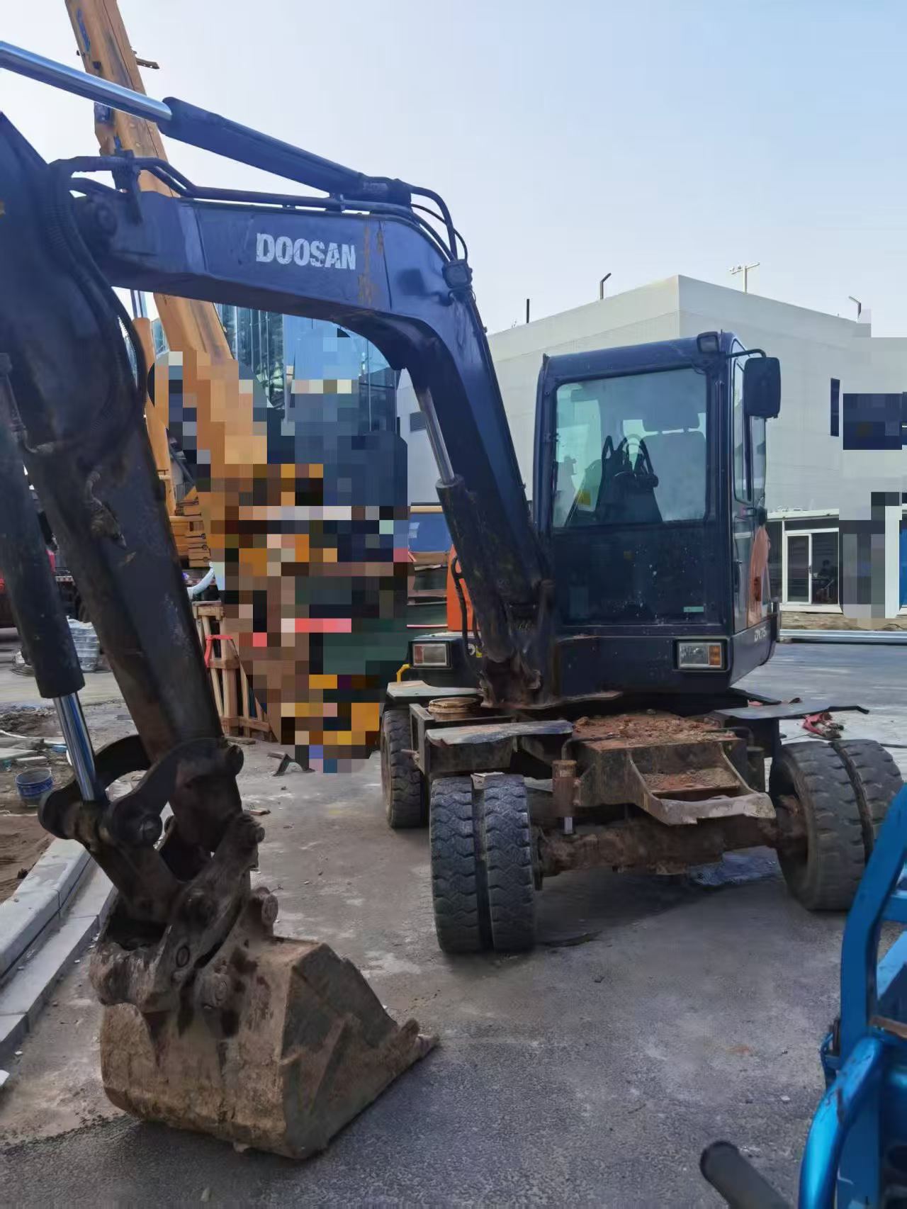 Купить Doosan DH60 Подержанный Экскаватор