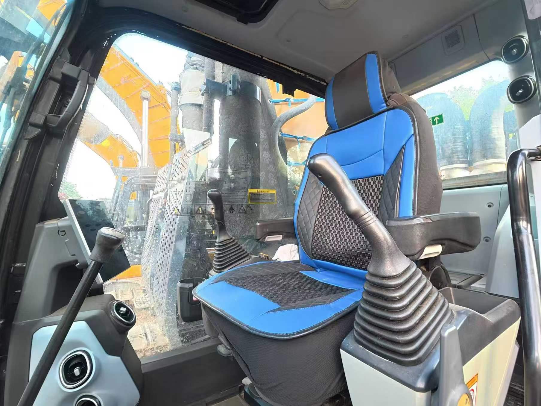 Купить Подержанный Экскаватор Sany SY650HB / 9