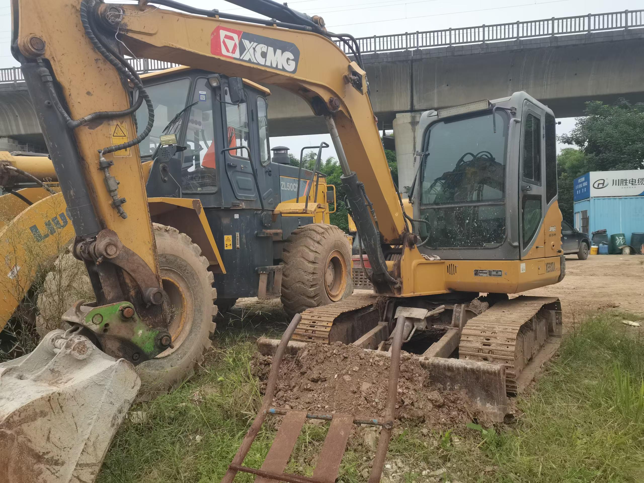 Compre Excavadora XCMG XE60 Usada / 2