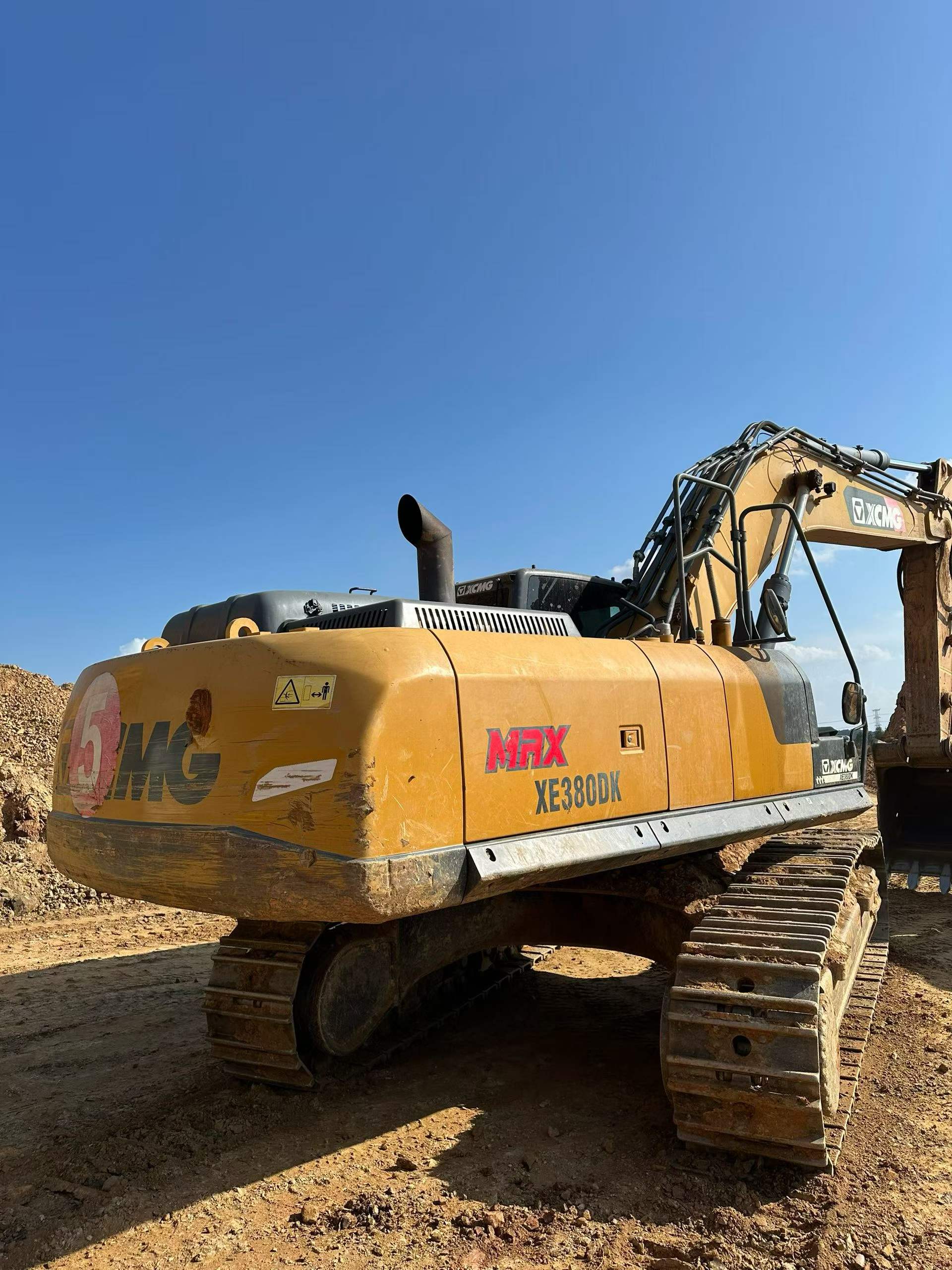 Compre Excavadora XCMG XE380K Usada / 3