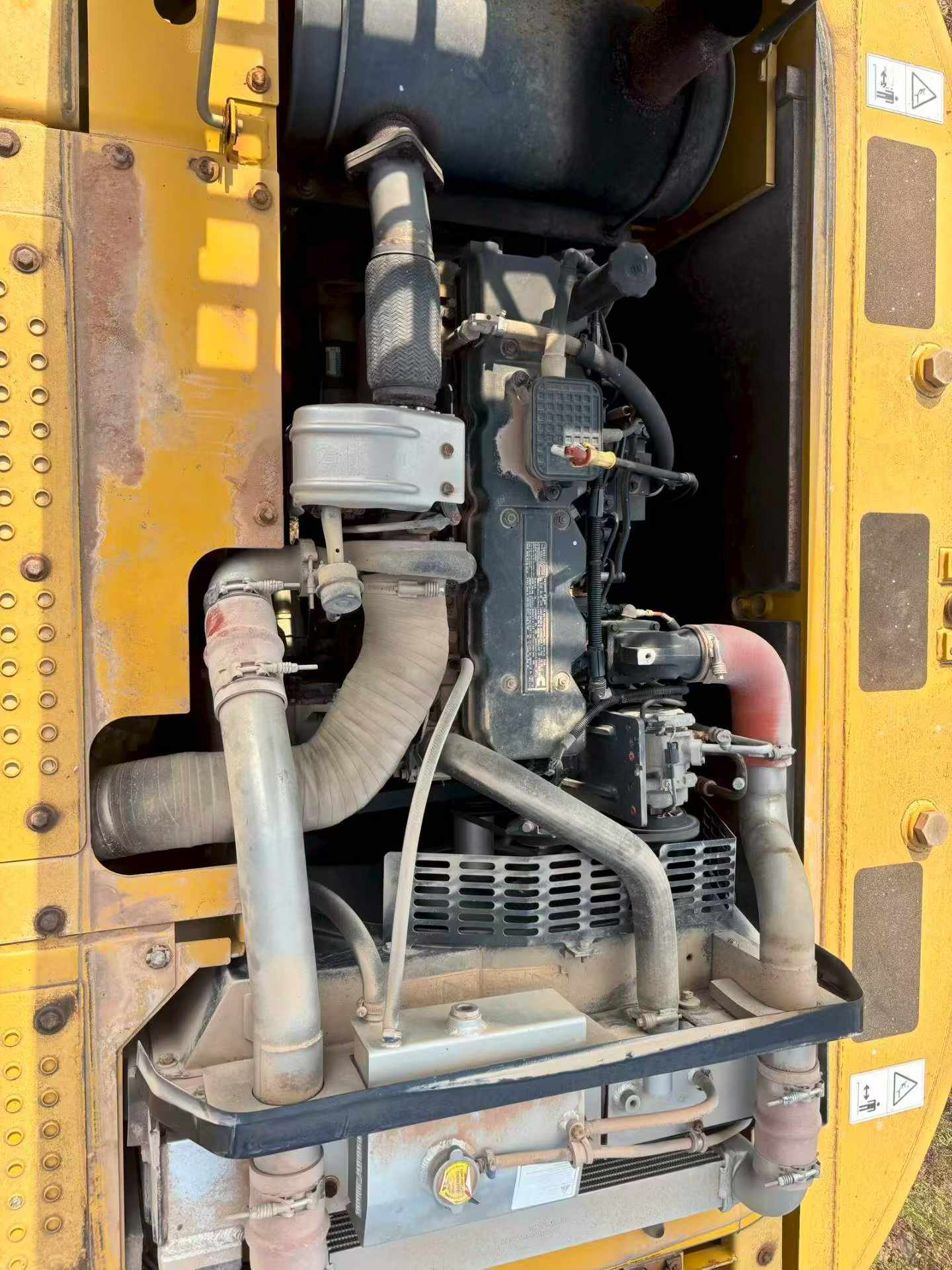 Compre Escavadeira XCMG XE200DA Usada / 7