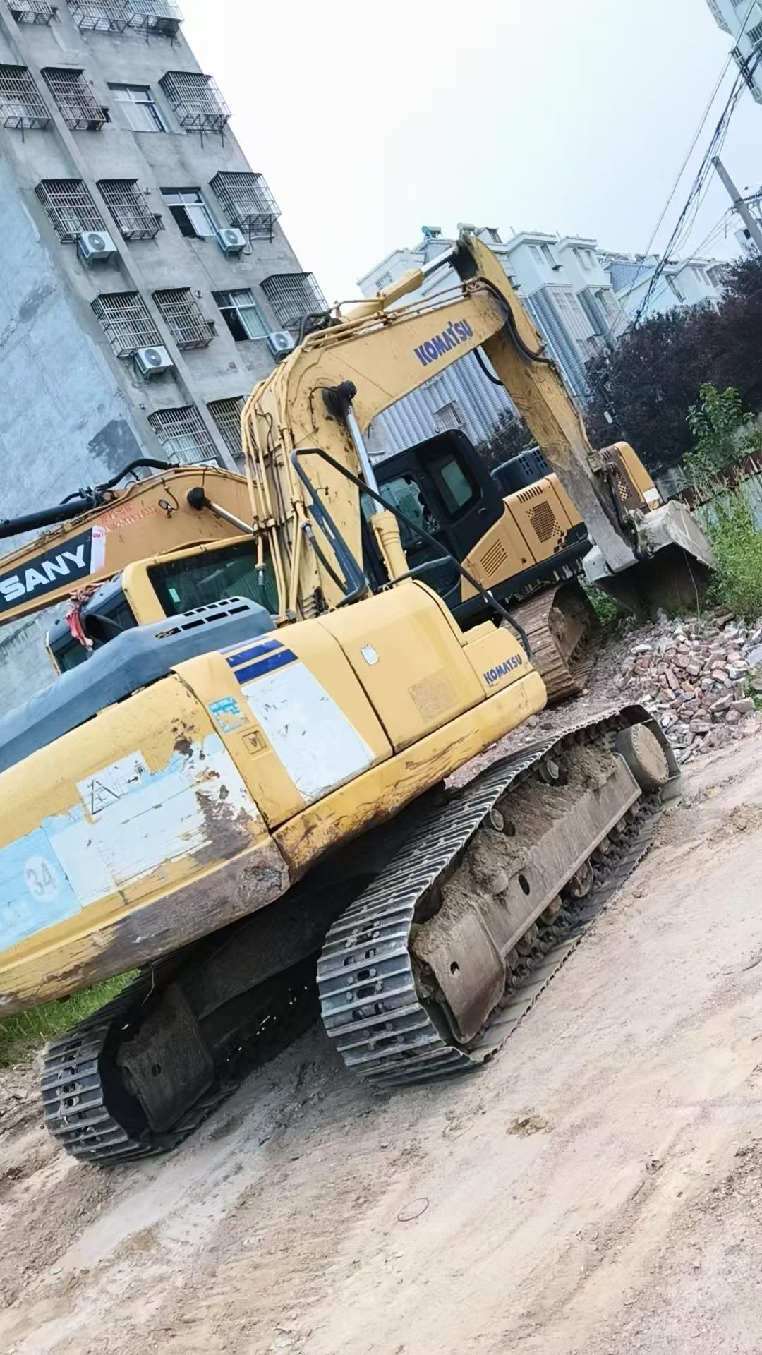 Buy Komatsu PC160-6 Used Excavator / 8 Buy Komatsu PC160-6 Used Excavator / 8
