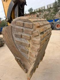 Compre Escavadeira Sany SY285C Usada / 7 Compre Escavadeira Sany SY285C Usada / 7