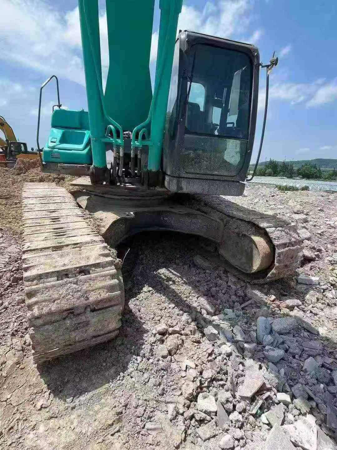 Buy Kobelco SK330-10 Used Excavator / 9 Buy Kobelco SK330-10 Used Excavator / 9