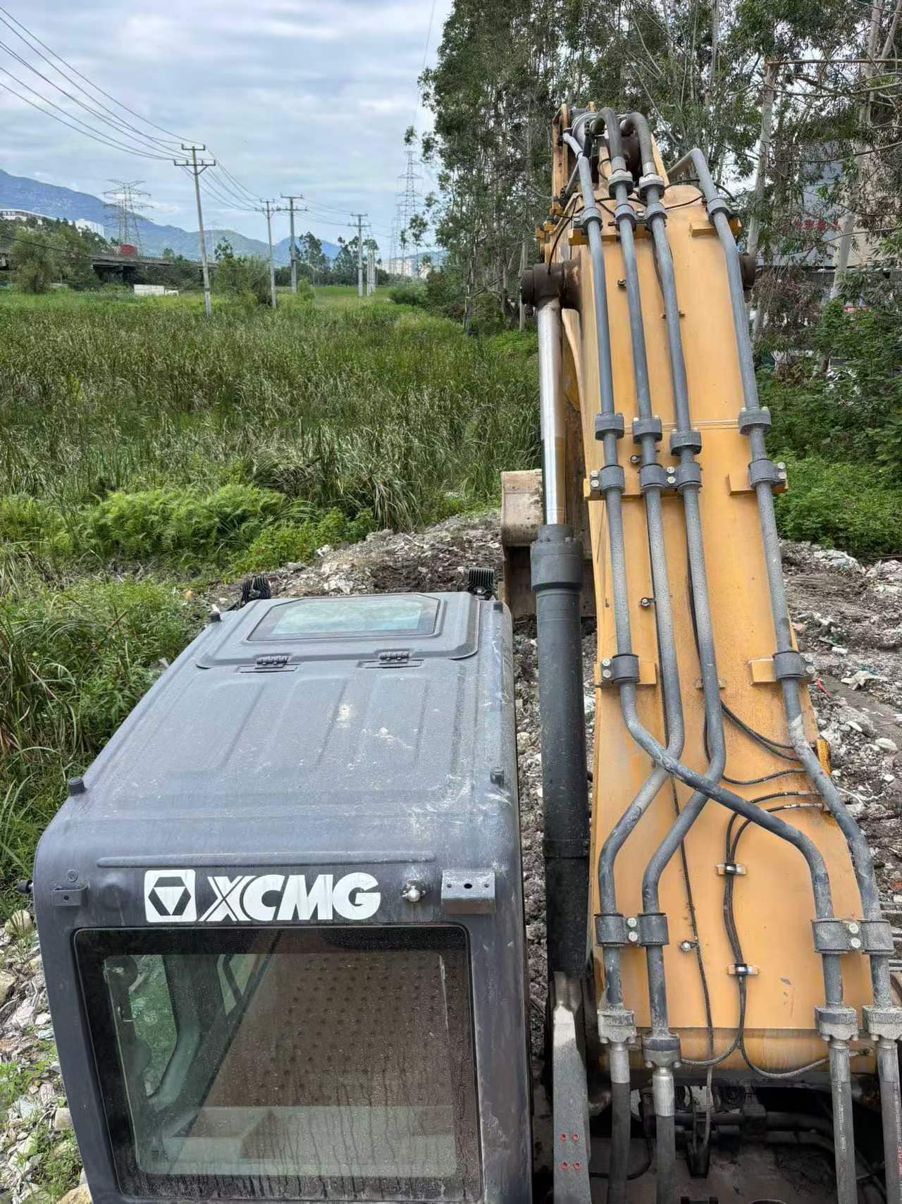 شراء حفارة XCMG XE380K مستعملة / 3
