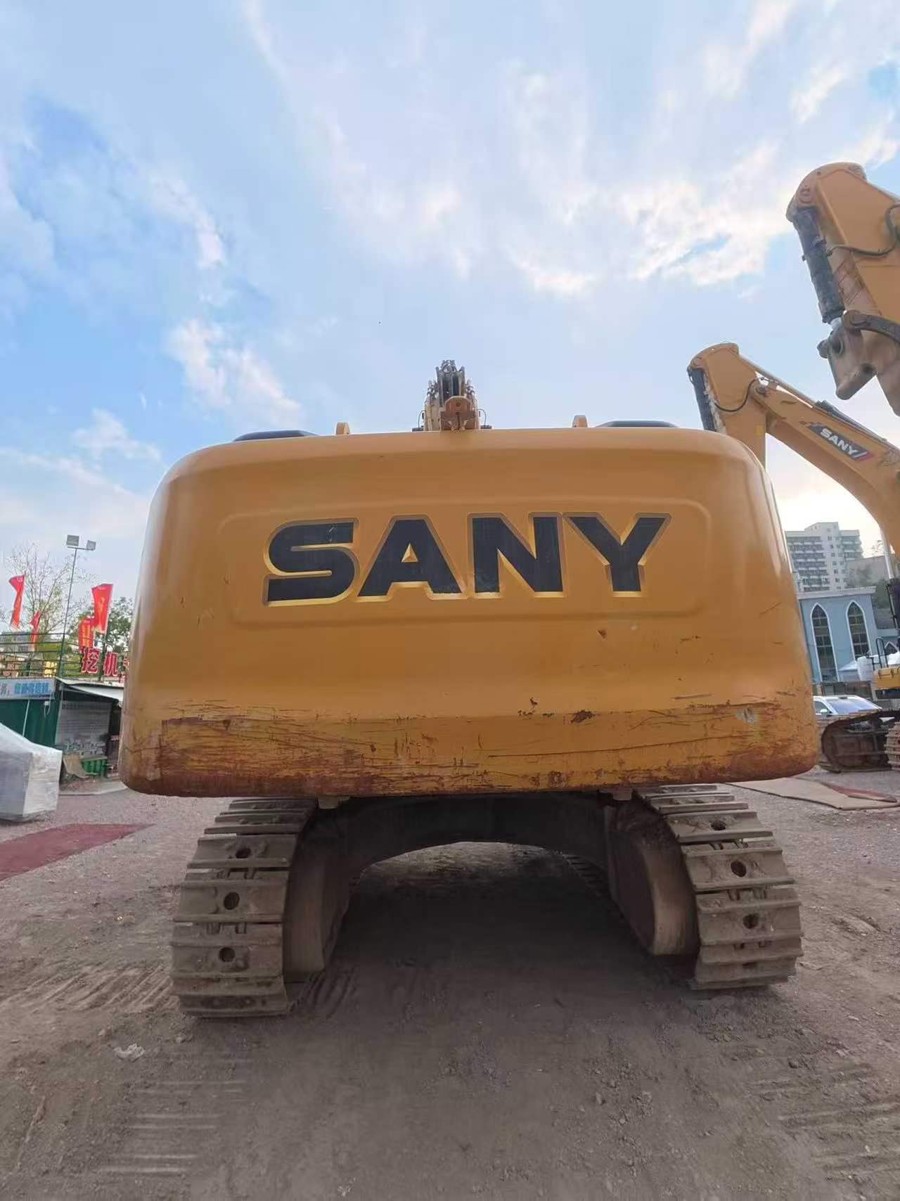 Купить Подержанный Экскаватор Sany SY650HB / 7