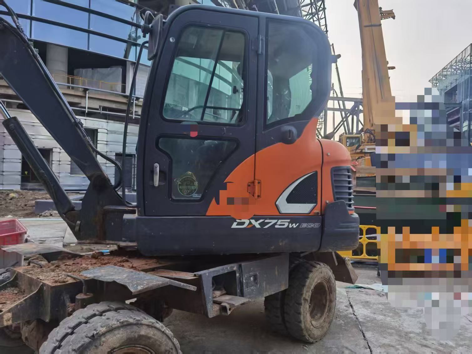 Купить Подержанный Экскаватор Doosan DH60 / 3