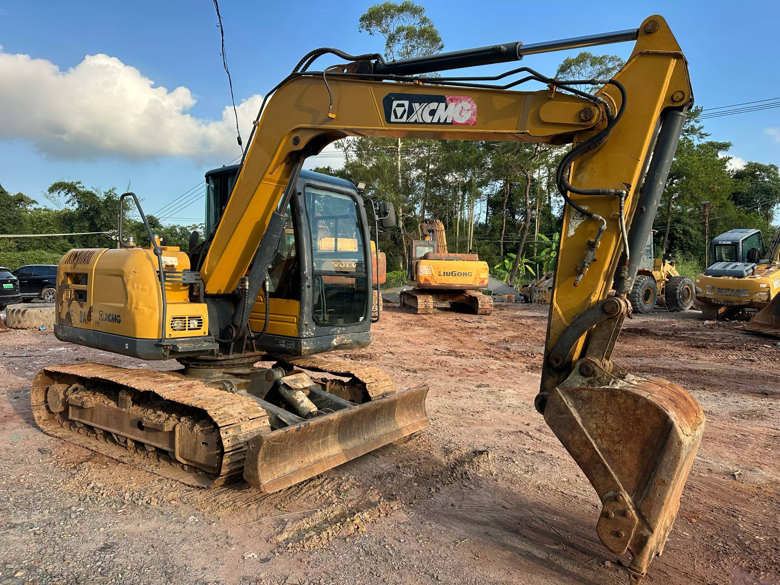 Compre Excavadora XCMG XE75C Usada / 2