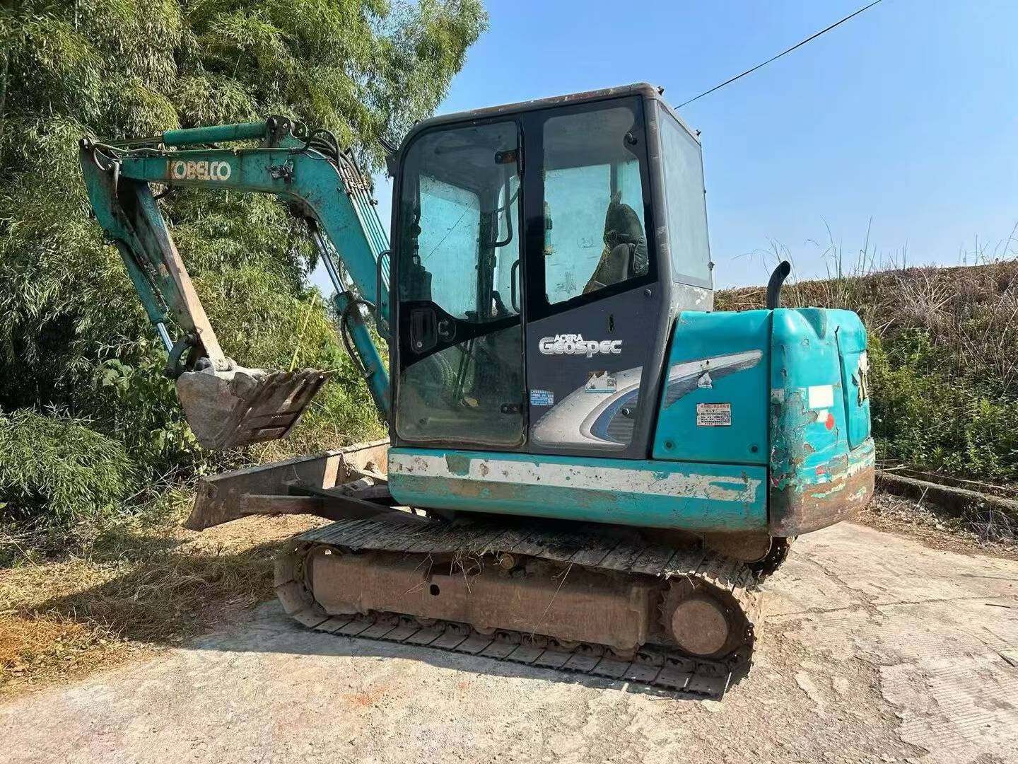 شراء Kobelco SK60 مستعمل حفارة