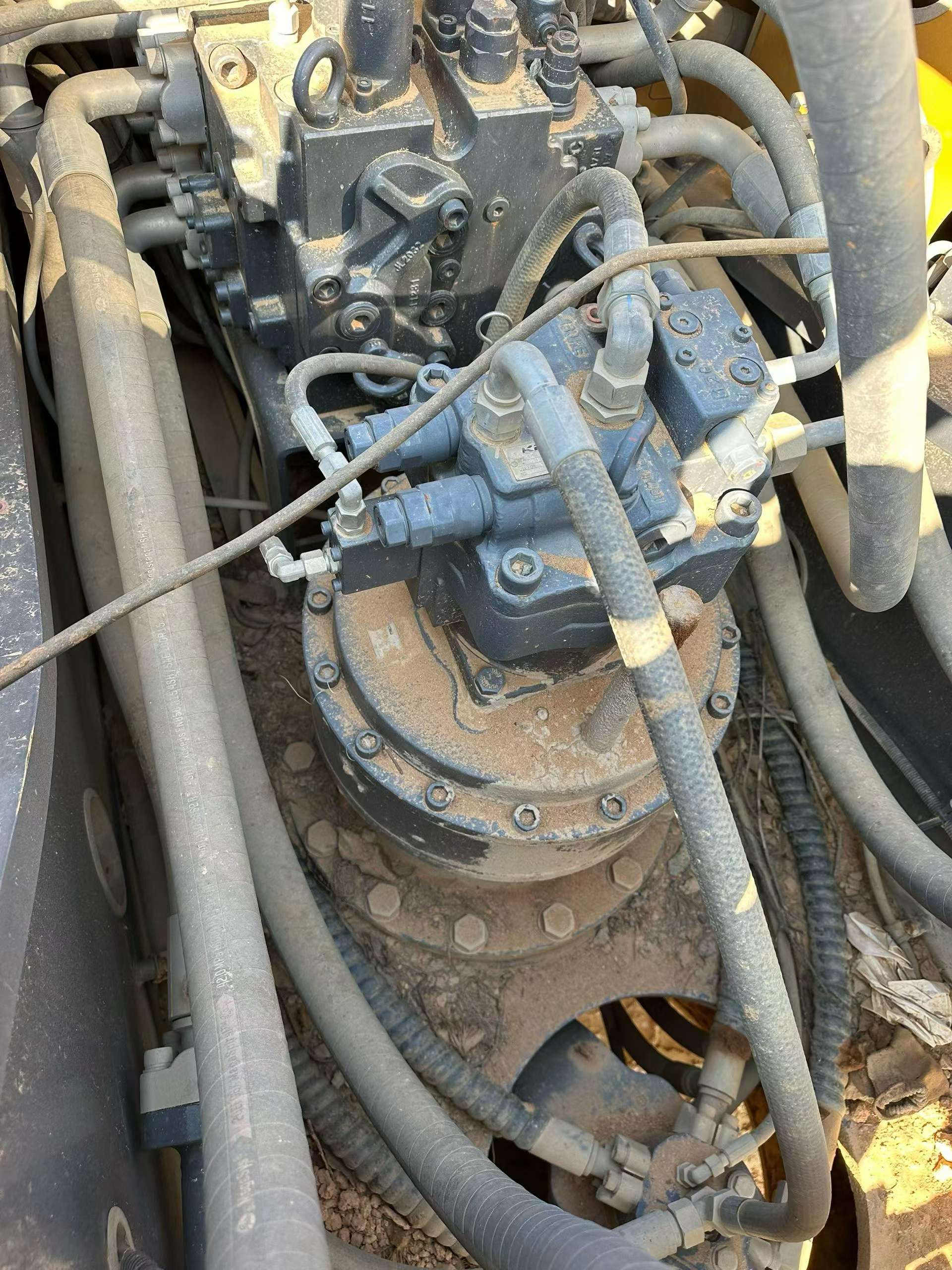 Compre Excavadora XCMG XE380K Usada / 6