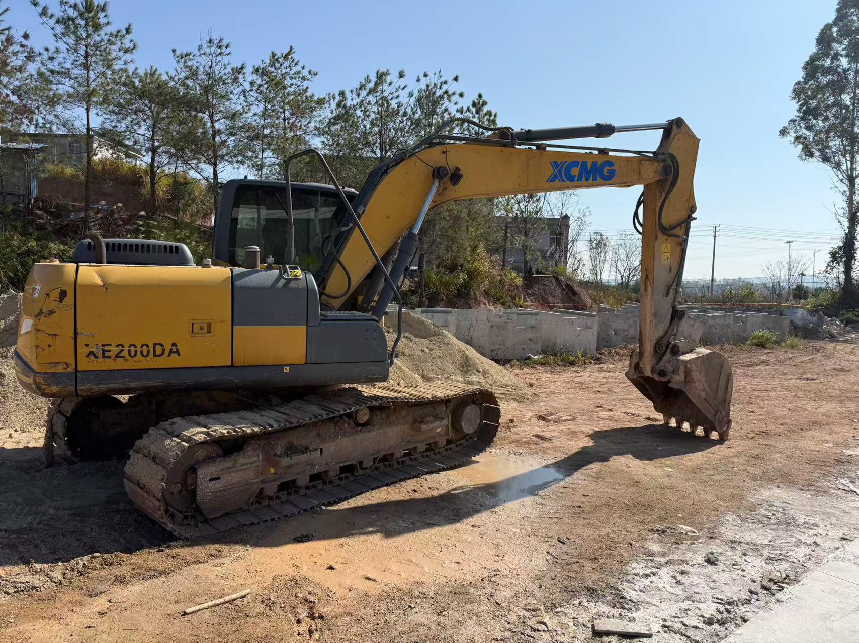 Compre Escavadeira XCMG LW150FV Usada / 2